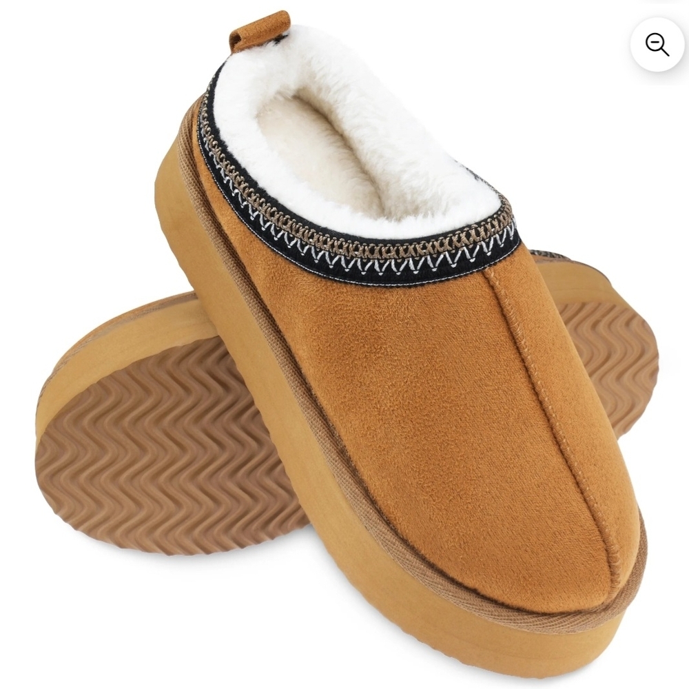 Vonmay Cozy Tan Slip-On Slippers